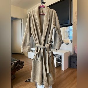 Perry Ellis Comfort Fit Soft Touch Robe